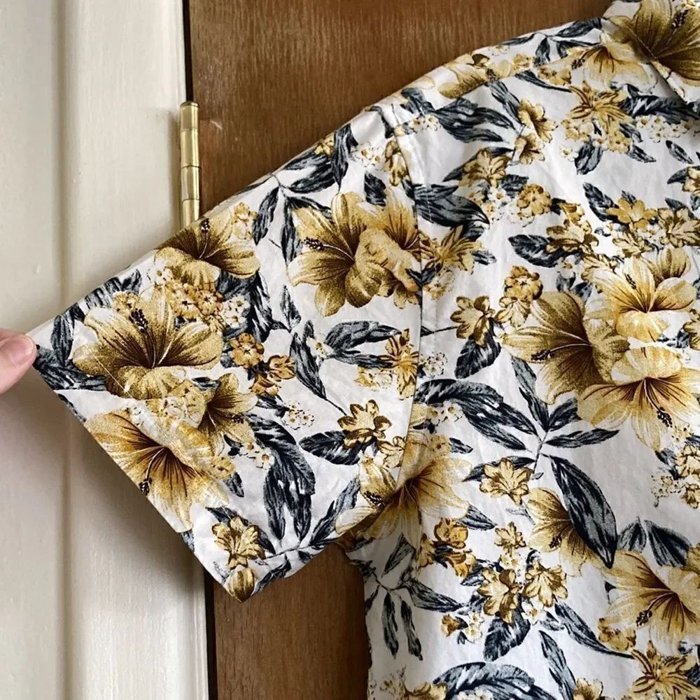 Denim & Flower S/S Buttondown - Picture 3 of 9